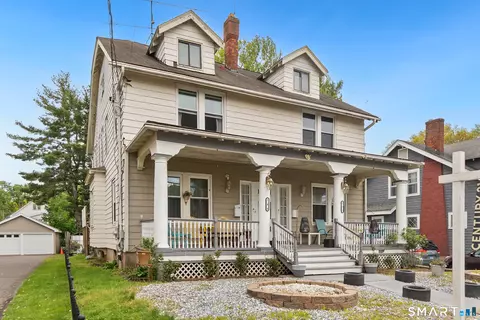 149 Linnmoore St, Hartford, CT 06114