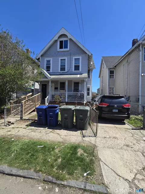 18-20 Clinton Ave, Bridgeport, CT 06605