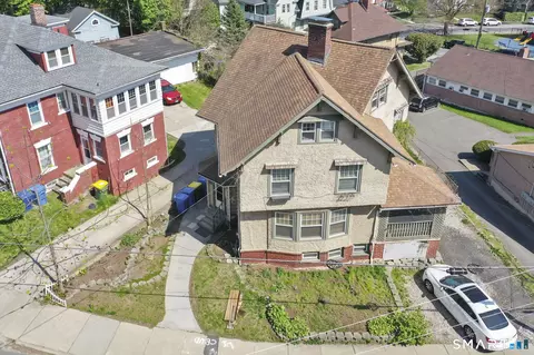214 Pine St, Waterbury, CT 06710