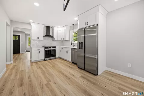 Kitchen - 35 Lilly St, Waterbury, CT 06708 photo 3 of 4