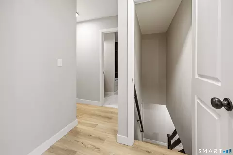 Entry Way - 35 Lilly St, Waterbury, CT 06708 photo 1 of 3