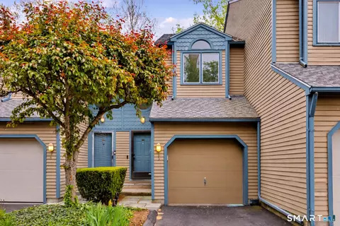 15 Perry Ave #D5, Norwalk, CT 06850