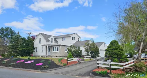 384 Long Hill Rd, South Windsor, CT 06074