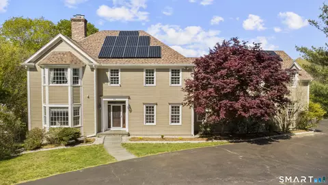 332 Hattertown Rd, Monroe, CT 06468