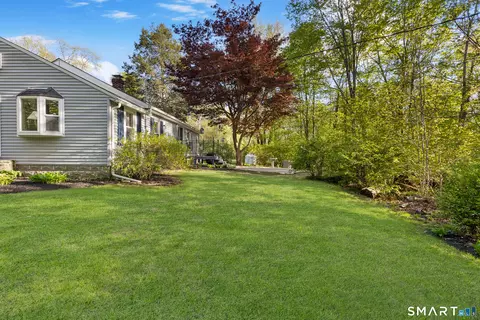 Exterior - 99 Halls Hill Rd, Killingly, CT 06239 photo 4 of 9
