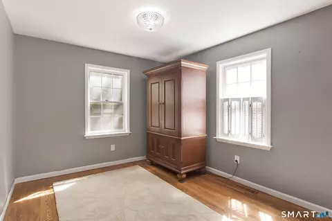 Bedroom - 44 High Ridge Rd, Redding, CT 06896 photo 5 of 5