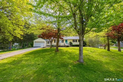 189 Bee St, Meriden, CT 06450