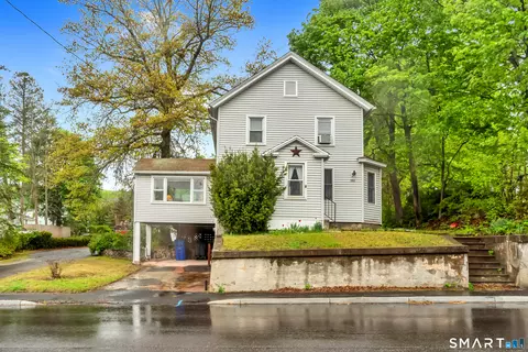 350 High St, Torrington, CT 06790