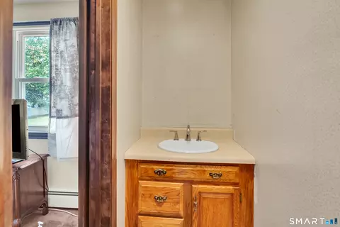 Bath - 350 High St, Torrington, CT 06790 photo 2 of 5