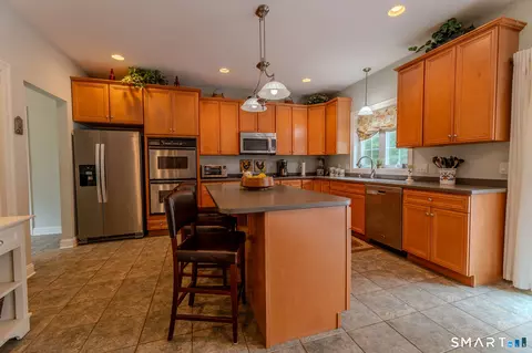Kitchen - 4 Ortense Dr, Wallingford, CT 06492 photo 1 of 2