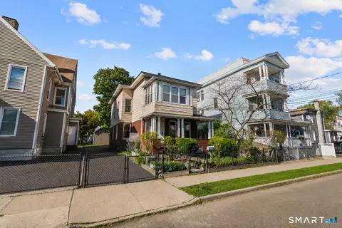 149 Shelton St, Bridgeport, CT 06608
