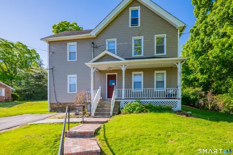 14 White Oak Ave, Plainville, CT 06062