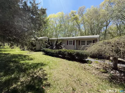24 Oak Rd, Oakdale, CT 06370