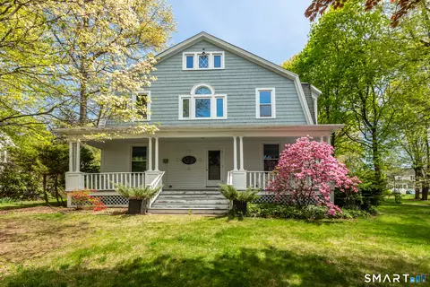 418 Maple Hill Ave, Newington, CT 06111