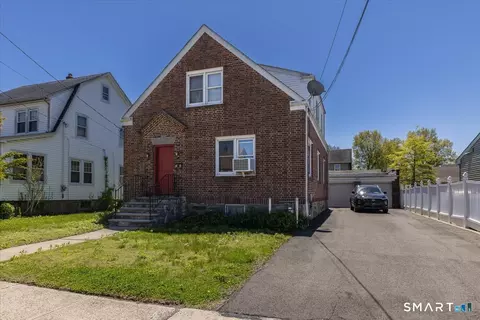 56 Texas Ave, Bridgeport, CT 06610