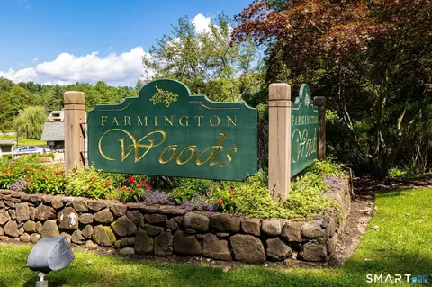 7 Mallard Dr #7, Avon, CT 06001