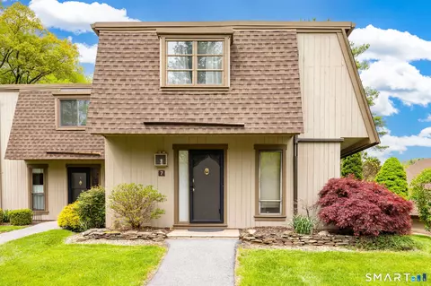 7 Mallard Dr #7, Avon, CT 06001