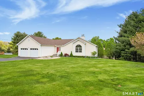 10 Conhurst Dr, North Haven, CT 06473