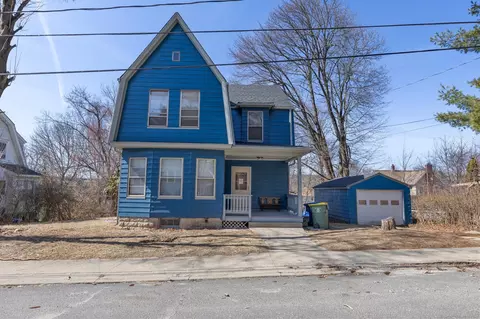 307 Dwight St, Waterbury, CT 06704
