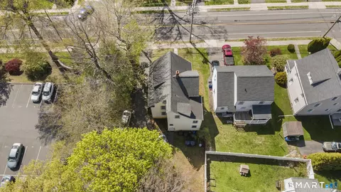 86 Oakwood Ave, West Hartford, CT 06119