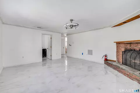 Living - 17 Stage Rd, Brookfield, CT 06804 photo 6 of 6
