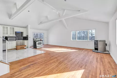 Living - 17 Stage Rd, Brookfield, CT 06804 photo 3 of 6