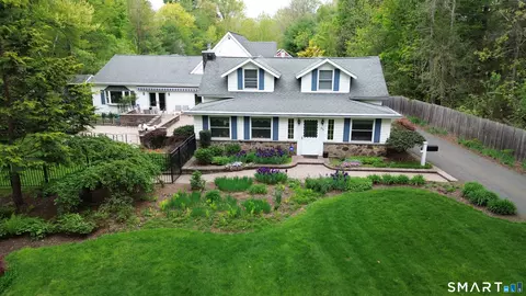 334 Plainville Ave, Unionville, CT 06085