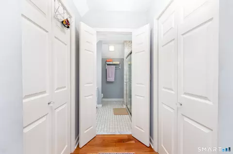 Entry Way - 8 Whitward Pl, Windsor, CT 06095 photo 4 of 4