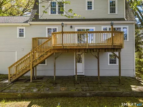Exterior - 34 Laurel Hill Dr, Niantic, CT 06357 photo 4 of 7