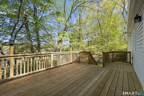 Exterior - 34 Laurel Hill Dr, Niantic, CT 06357 photo 7 of 7