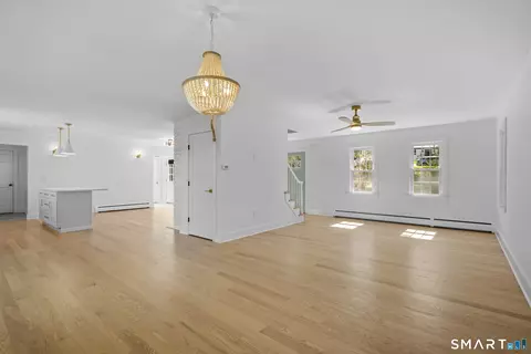 Living - 34 Laurel Hill Dr, Niantic, CT 06357 photo 3 of 5