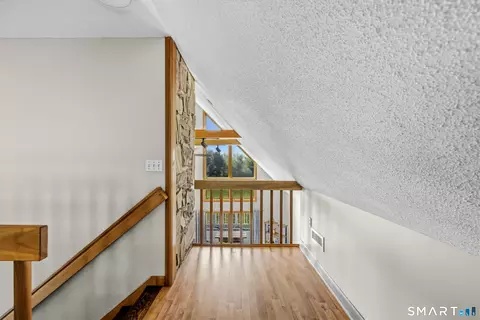 Entry Way - 6 Tyler Dr, Preston, CT 06365 photo 3 of 3