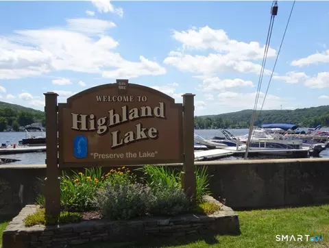 660 E Wakefield Blvd, Winchester, CT 06098
