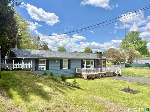 21 Friendship St, Norwich, CT 06360