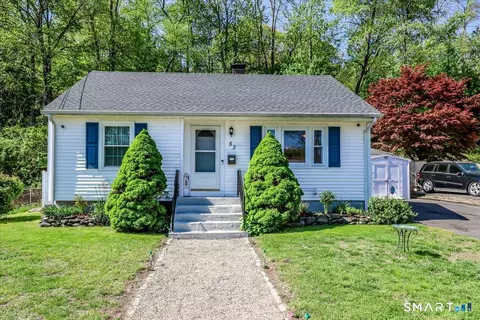53 Webb Ter, Ansonia, CT 06401