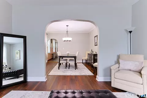 Dining - 17 May St, West Haven, CT 06516 photo 1 of 4
