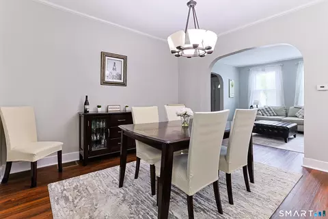 Dining - 17 May St, West Haven, CT 06516 photo 2 of 4