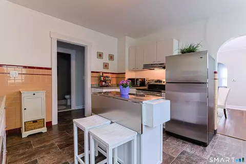 Kitchen - 17 May St, West Haven, CT 06516 photo 2 of 6