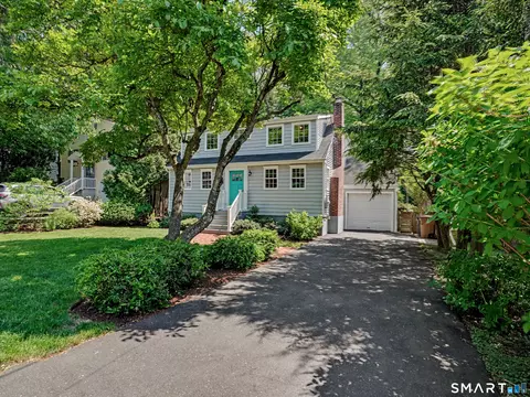 128 Knapp St, Stamford, CT 06907