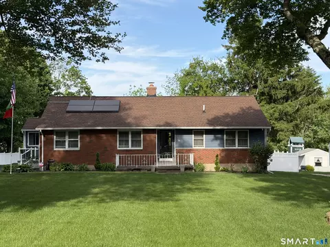14 Hebron Rd, Bolton, CT 06043