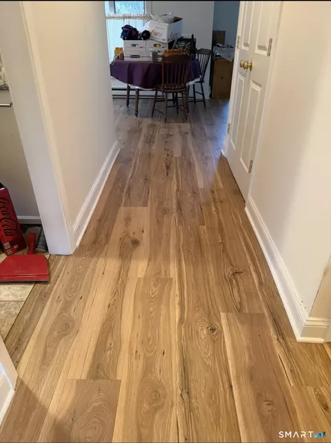 Entry Way - 9 Pilgrim Hbr #B, Wallingford, CT 06492 photo 1 of 1