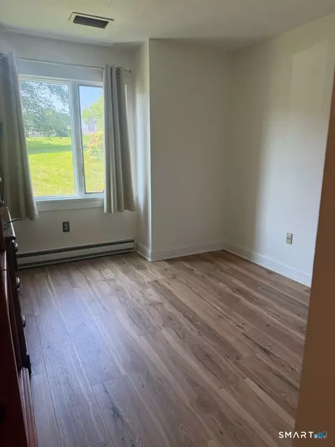 Bedroom - 9 Pilgrim Hbr #B, Wallingford, CT 06492 photo 4 of 4