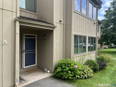 Exterior - 9 Pilgrim Hbr #B, Wallingford, CT 06492 photo 1 of 5