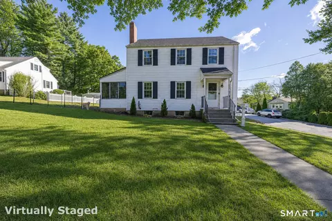 232 High St, Thomaston, CT 06787
