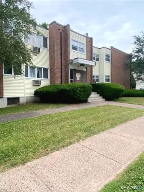 20 Thompson Rd #A, Manchester, CT 06040