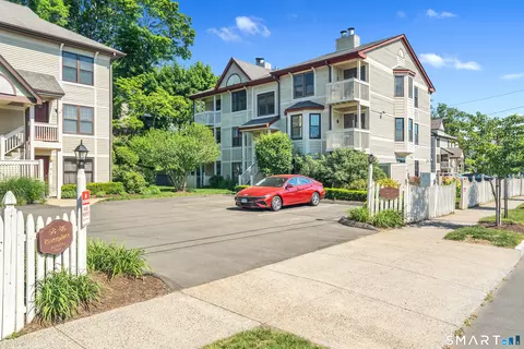 80 Front St #80, New Haven, CT 06513