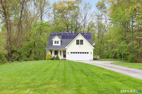 27 Chiou Dr, Griswold, CT 06351