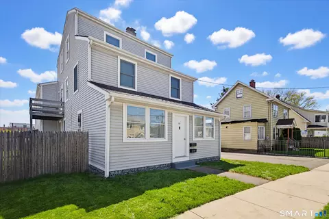 12 Center St, Stamford, CT 06906