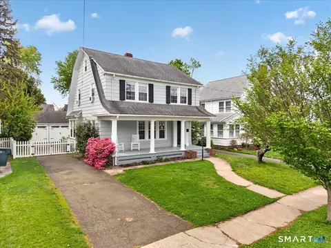 34 Norris St, Hamden, CT 06517