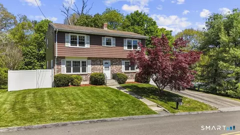 6 Highland Ave, Seymour, CT 06483